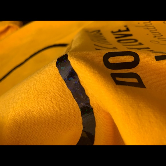 “Do all things with love” shirt 🐥💕 - Picture 2 of 2